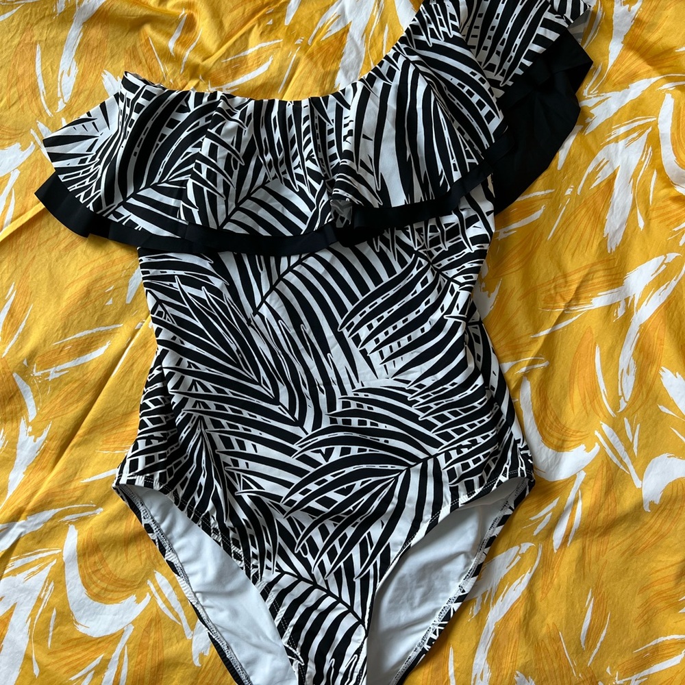 Tommy Bahama One Shoulder Black White Swim Suit Palms Size 8